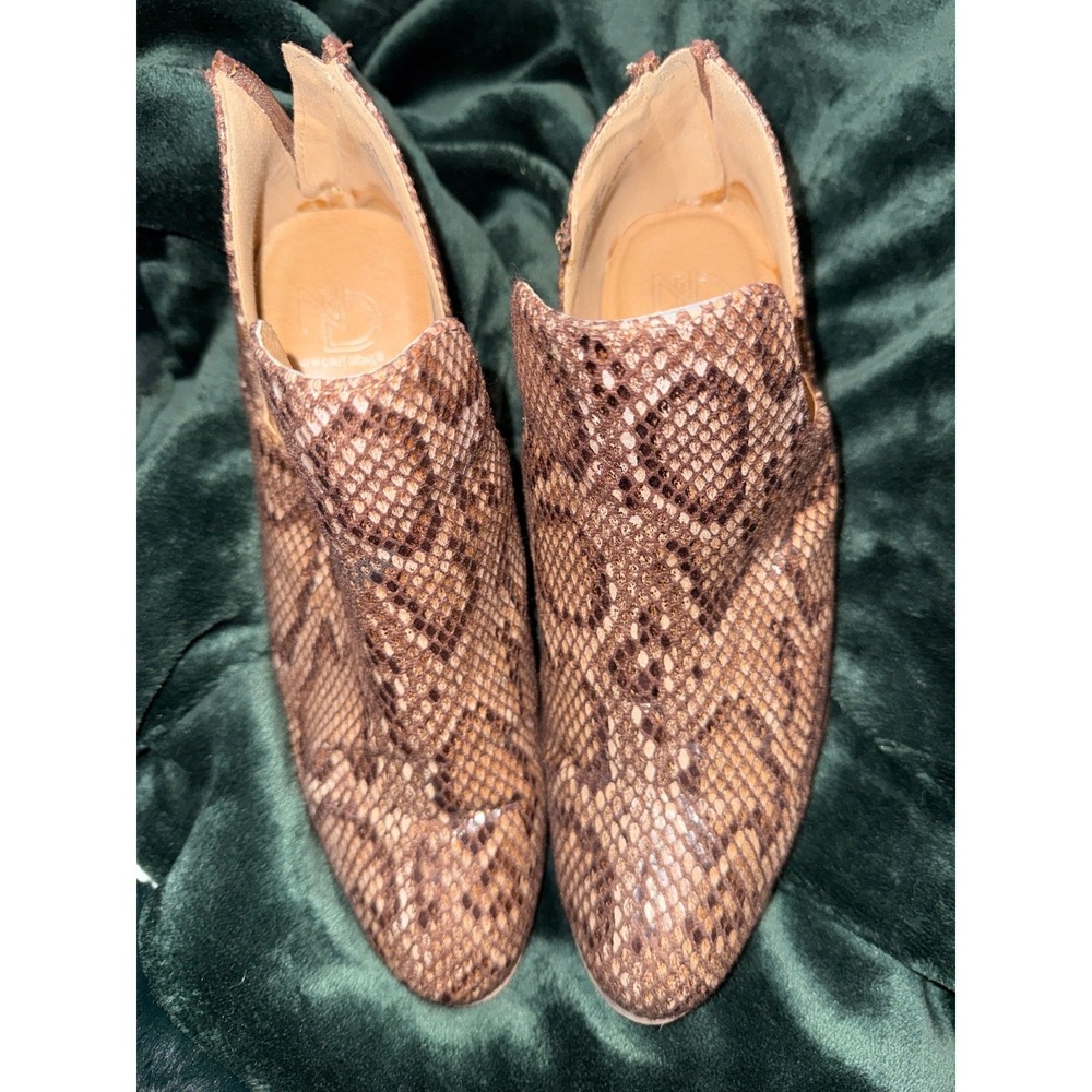 womens ankle boots New Directions size 7.5